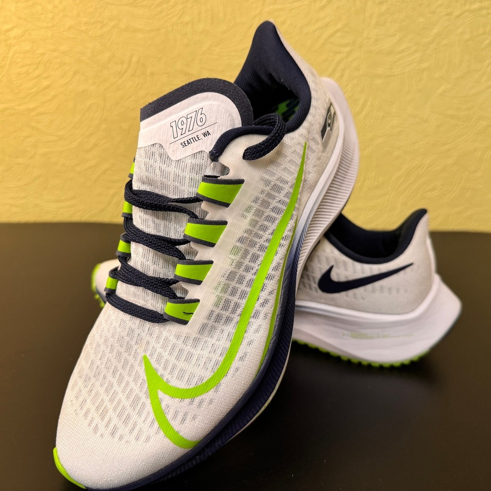 Nike Air Zoom Pegasus 37 Seattle Seahawks Womens 5.5
